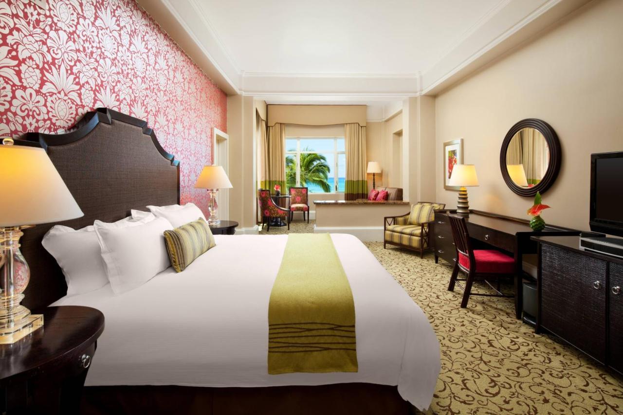 Quarto Historic Deluxe maior com Cama King-size ou de Casal e Vista do Mar